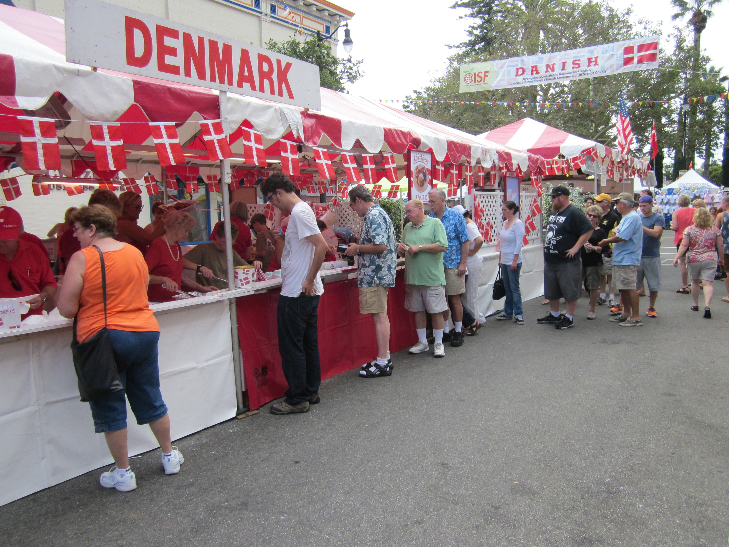 2013.08.30_street_fair_002.JPG