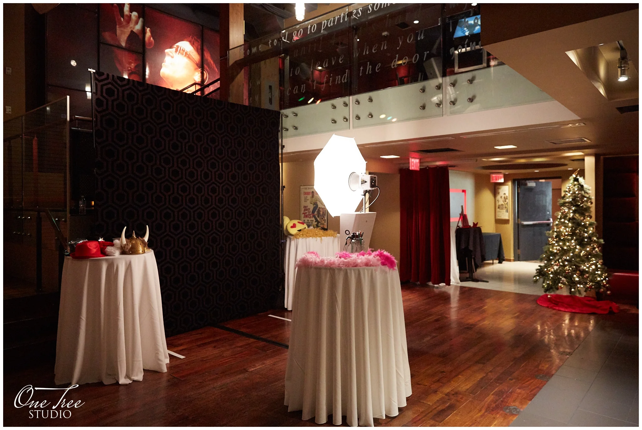 Toronto Photo Booth | Niagara Photo Booth | One Tree Studio Booth
