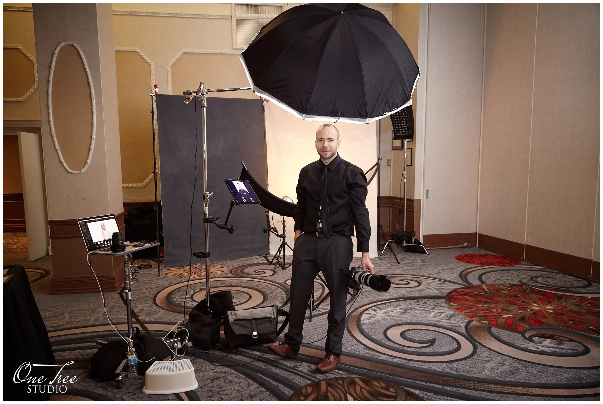 Toronto Headshot Photographer | Mobile Photography Studio | One Tree Studio Inc.