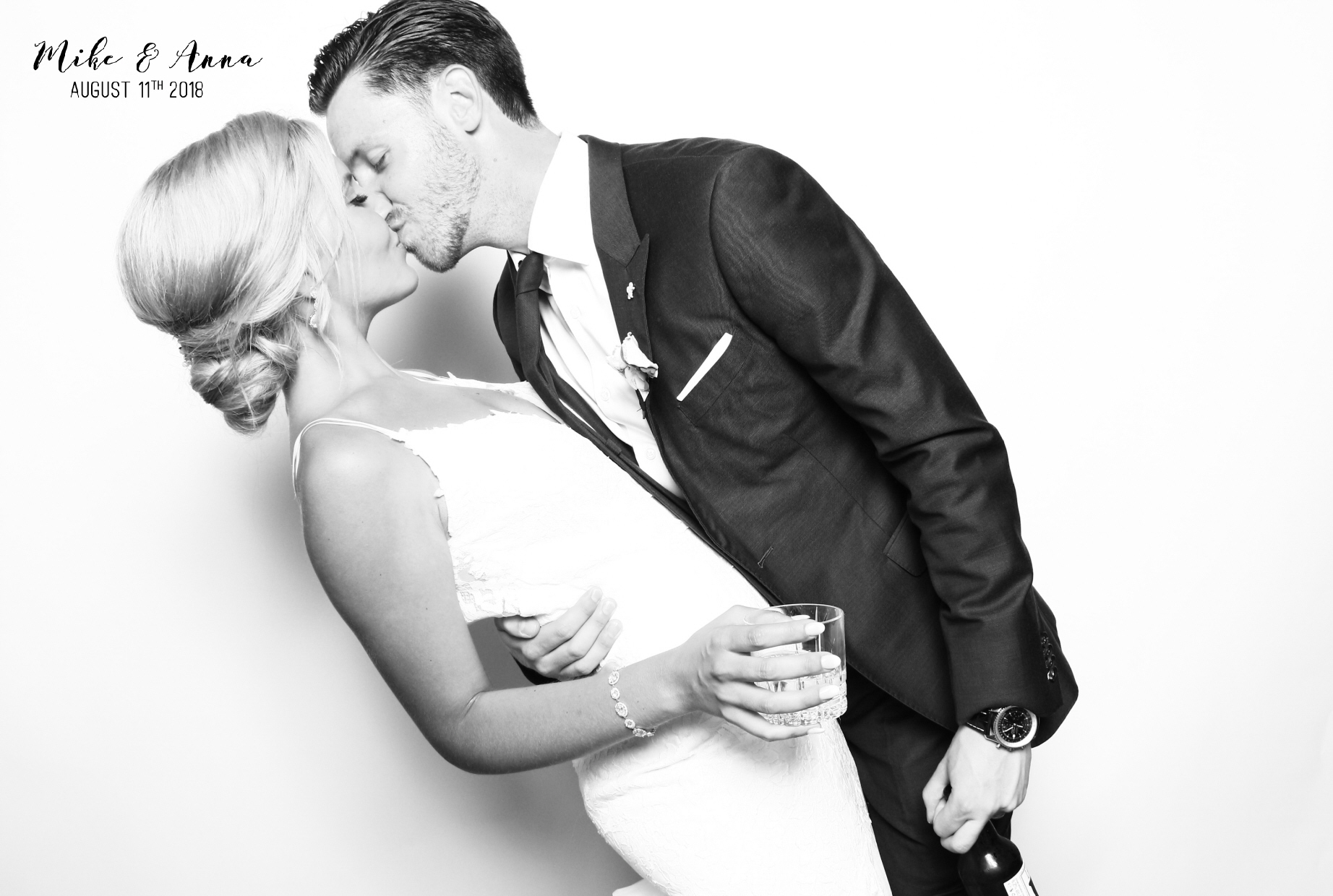 Niagara Black and White Photo Booth