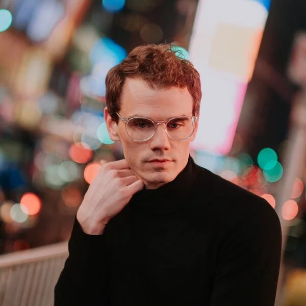 Broadway Has Never Gone Dim Like This. These Actors Are Staying Hopeful