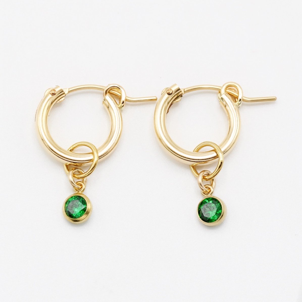 Green Charm EAR 13mm.JPG