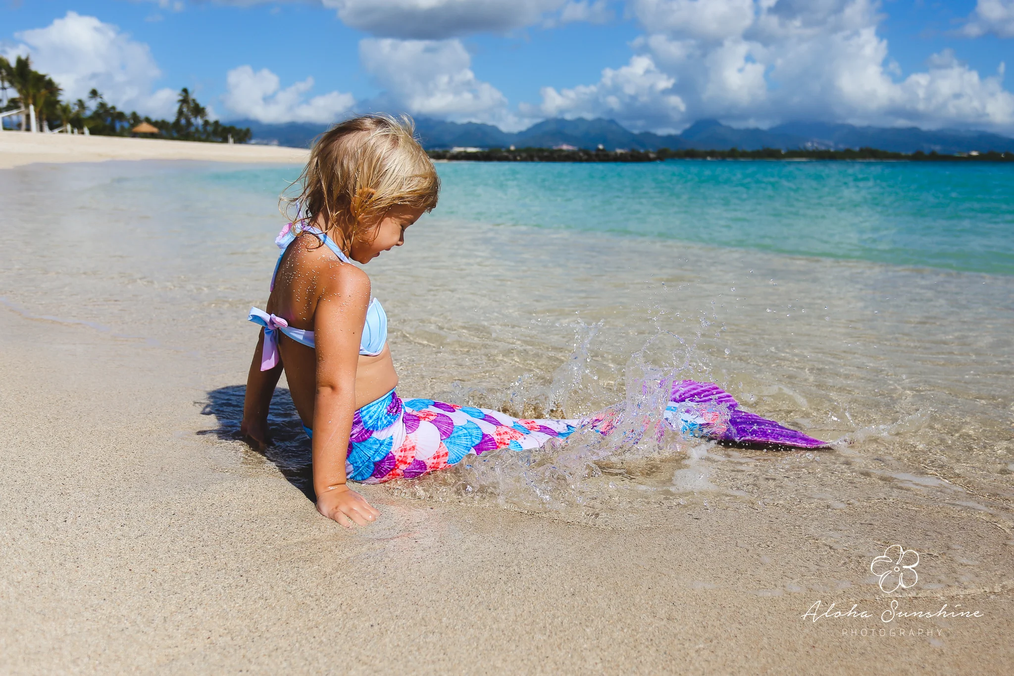 mermaid, vacation, fins, mermaid photographer, palm trees, beach, aloha sunshine photography, hawaii, hawaii photographer, oahu photographer, oahu portrait photographer, vacation photographer, hawaii vacation, couples, oahu9.jpg