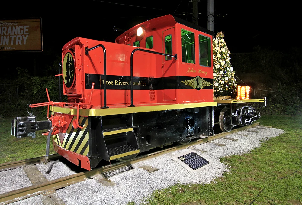 JohnHenry-2.jpg