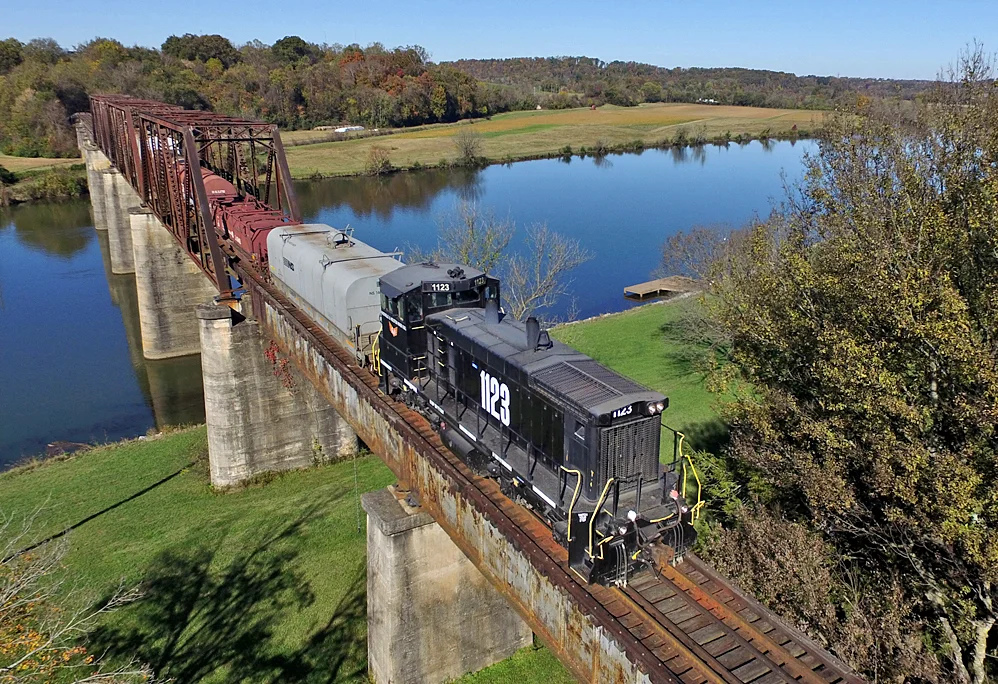 KHXR ~ Railroad — Three Rivers Rambler