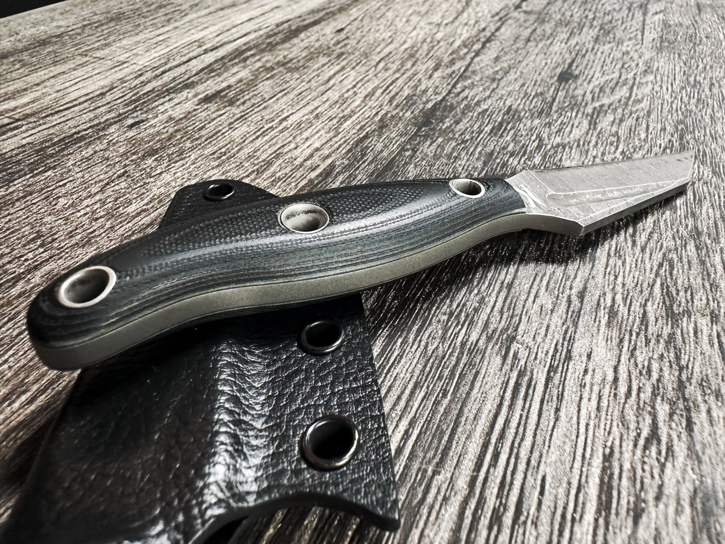 D530D9FE-9274-4E28-BD96-1CB3B88BCBB6