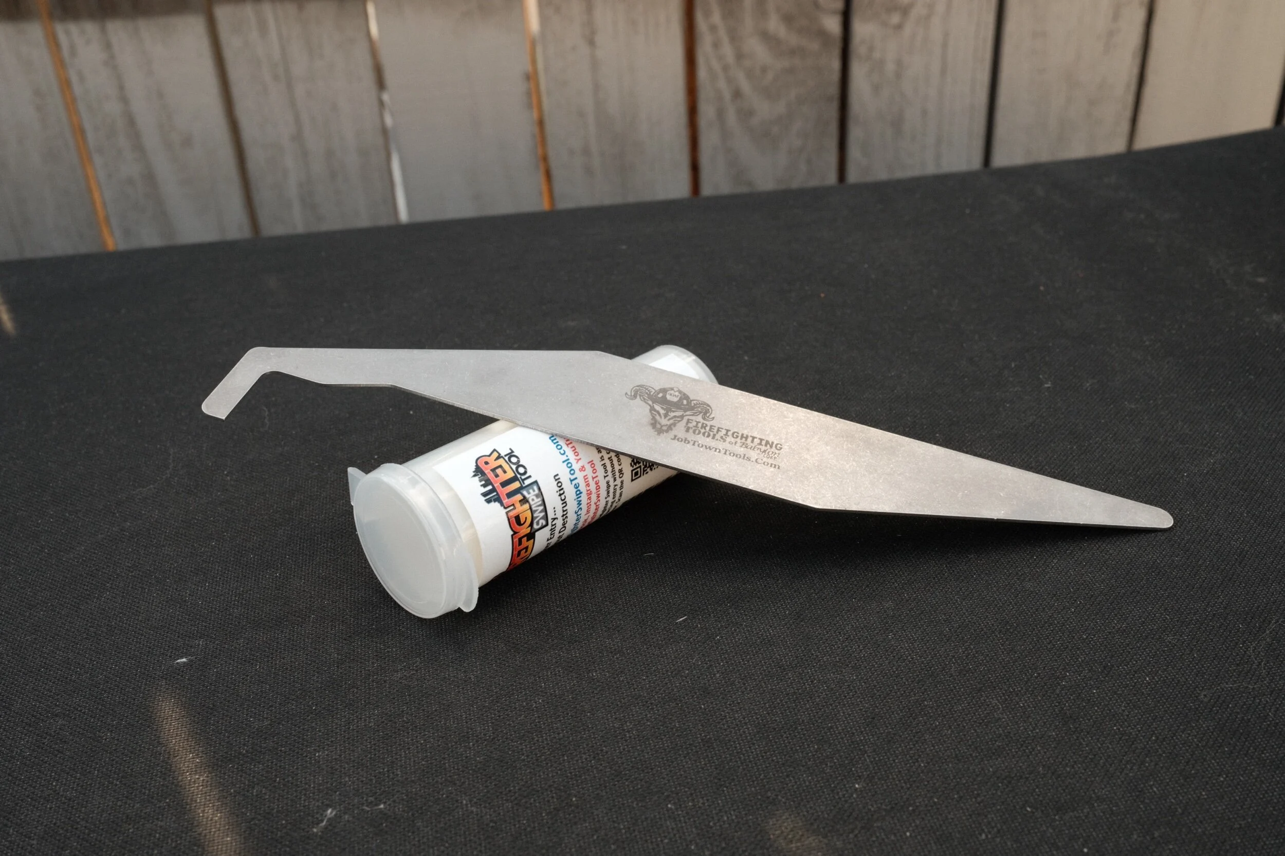 A6FF76C9-9623-423F-94DB-6E573DC60130