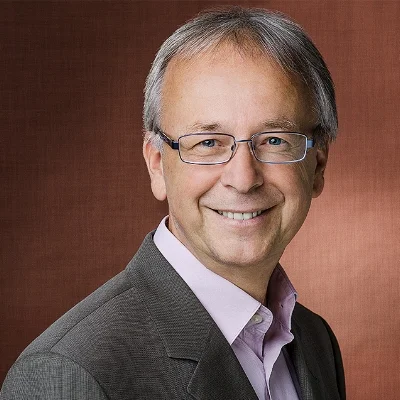 Andreas Porträt_7x6.jpg