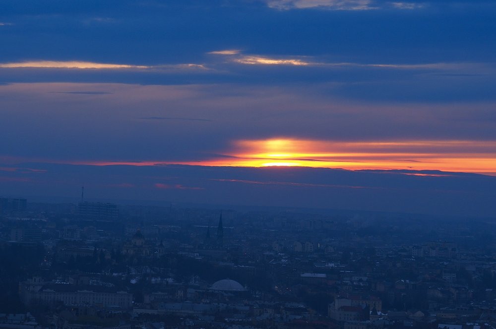 lviv sunset.JPG