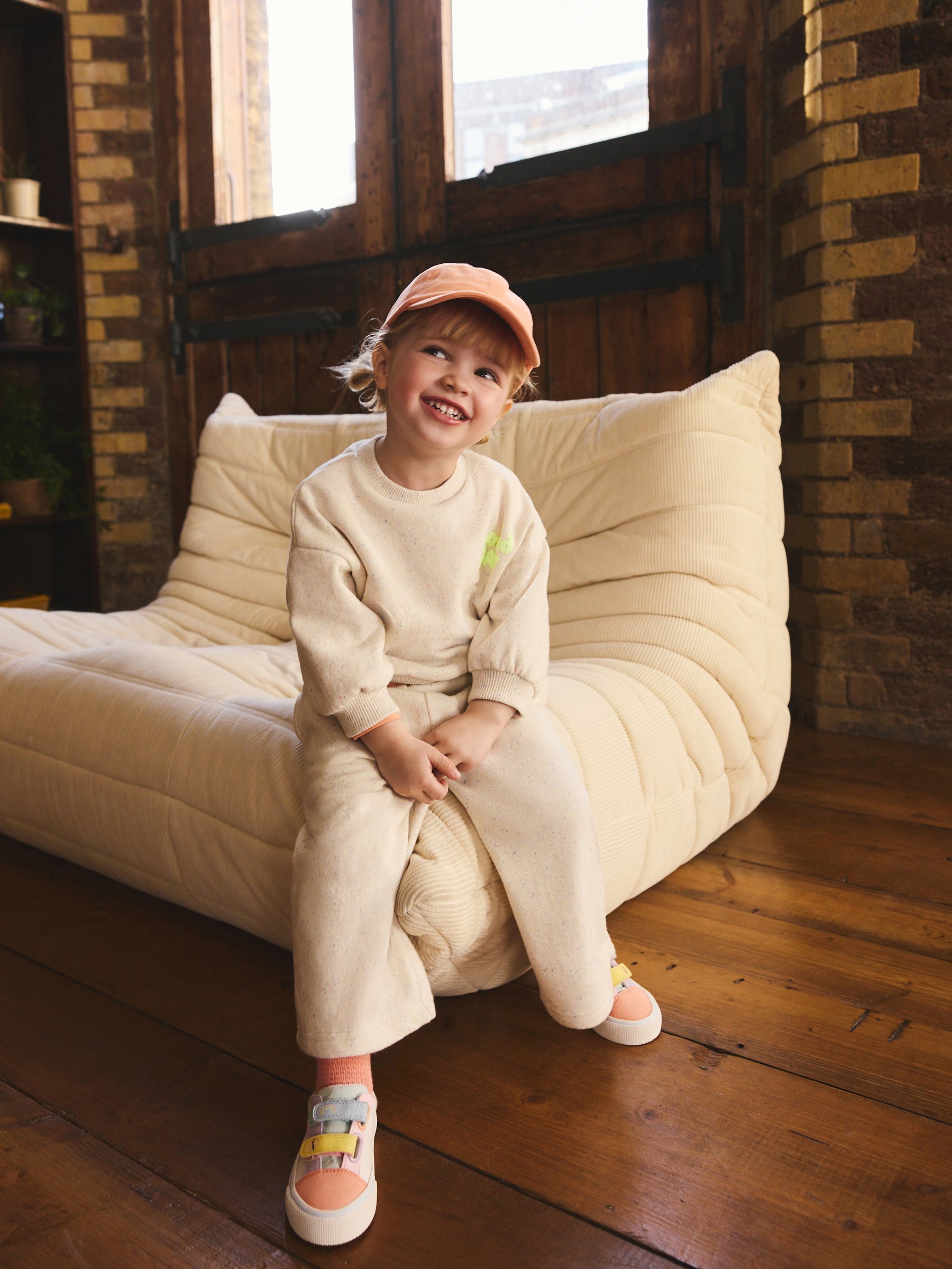 G61_OL_SH670448_LM_194.jpg