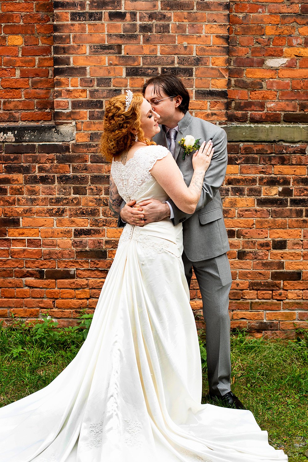 JenniferLinkPhotographyBuffaloTewksburyLodgeWedding_blog031.jpg