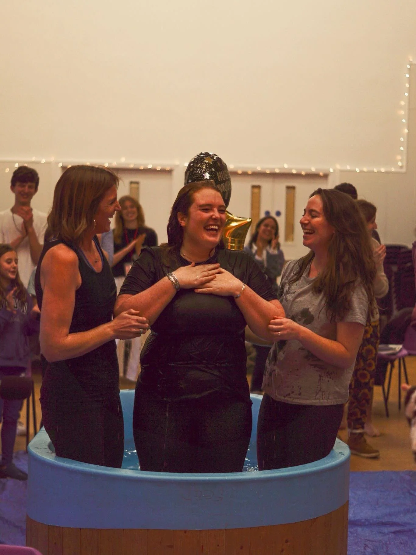 NEW LIFE! 💦
On Sunday we had two baptisms! It was so encouraging to hear about how Hannah and John&rsquo;s lives have been transformed by Jesus!
.
.
.
.
.
#g2  #g2york #church #trychurch #churchonline #hope #life #jesus #god #bible #purpose #meaning