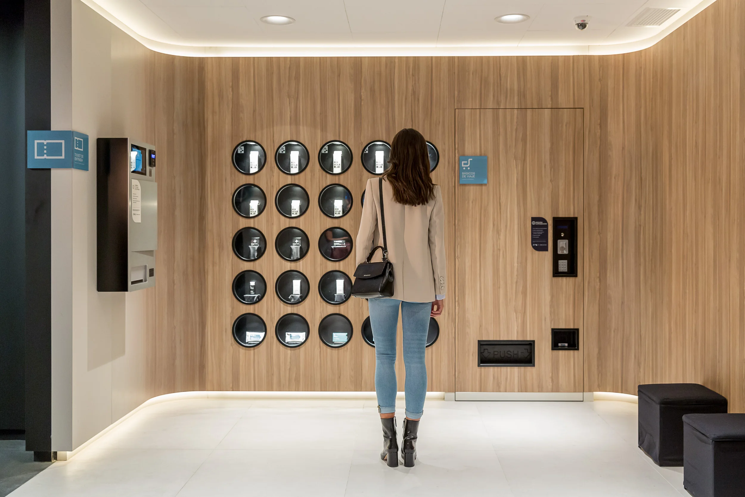 ONE_HUNDRED_LV_CONSUMER_JOURNEY-064.jpg