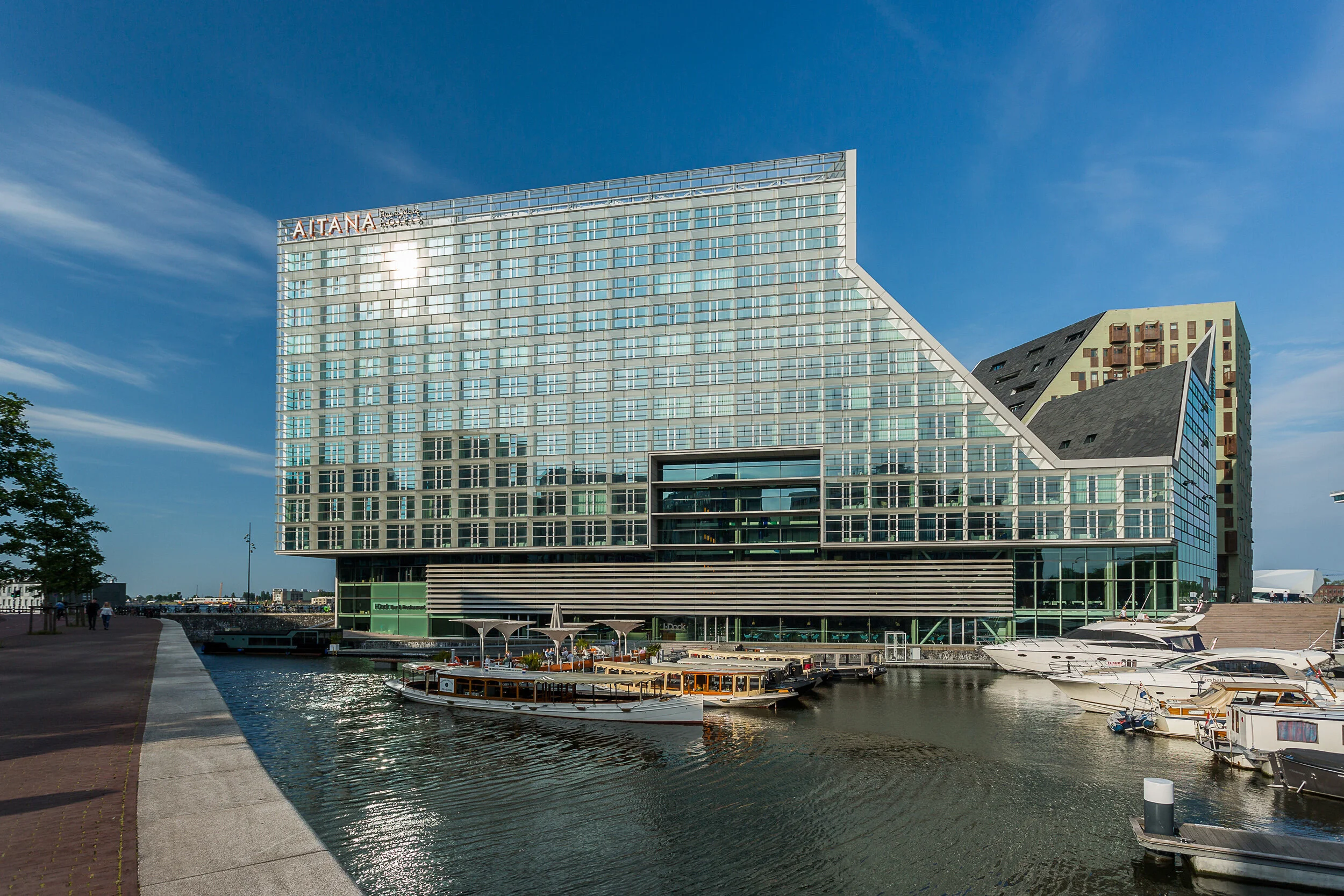 ROOM_MATE_AITANA_AMSTERDAM__96A1925.jpg