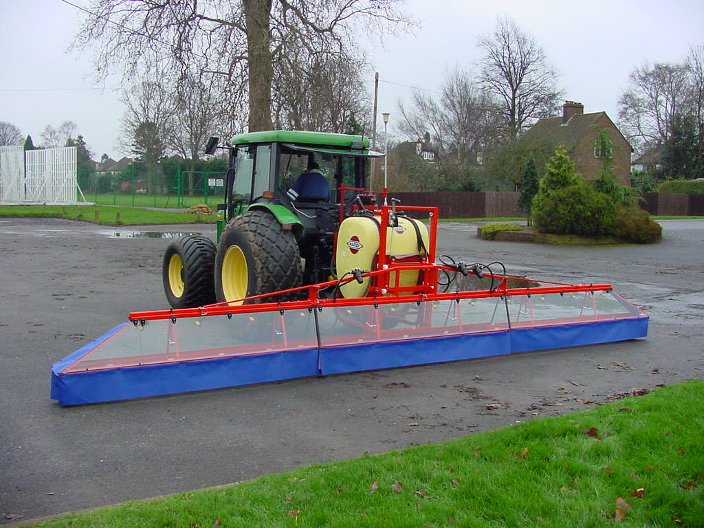 6m Typhoon with the Metropolitan Police Sports Club, Imber Court, Esher