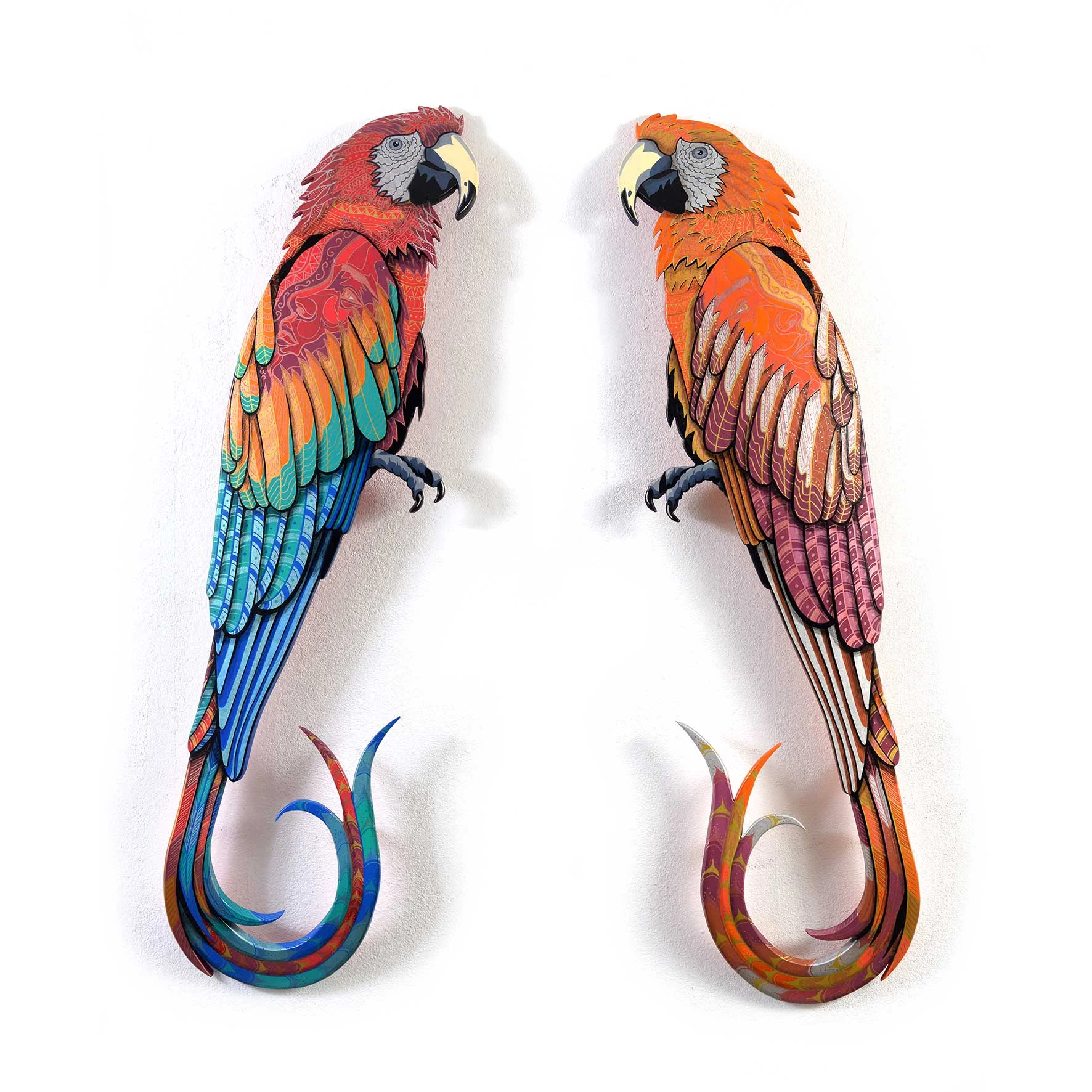  Twice Parrots  Acrylic paint and Poscas on Two skateboards.   each one 80X21 cm. 09/2017. OUT. 