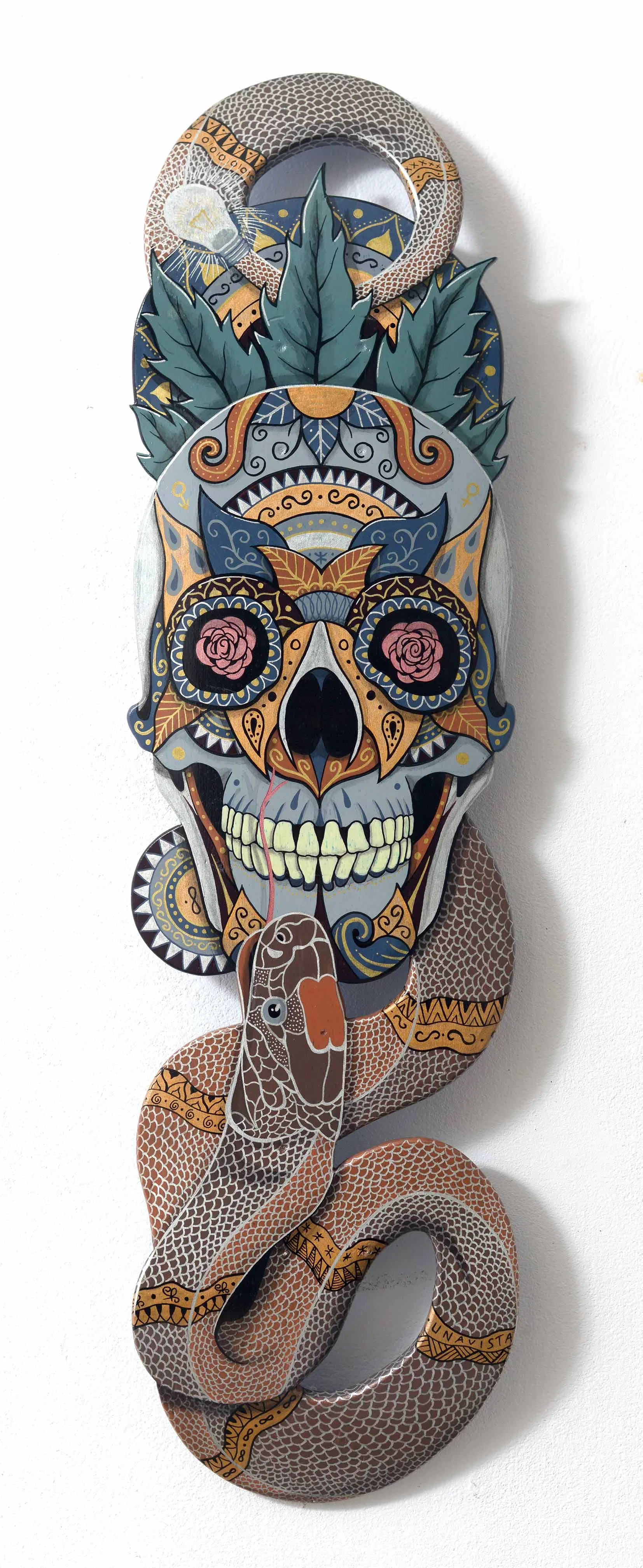  Snake skull Medicine  Acrylic painting and Poscas on a skateboard.   80X21 cm. 11/2017. OUT 