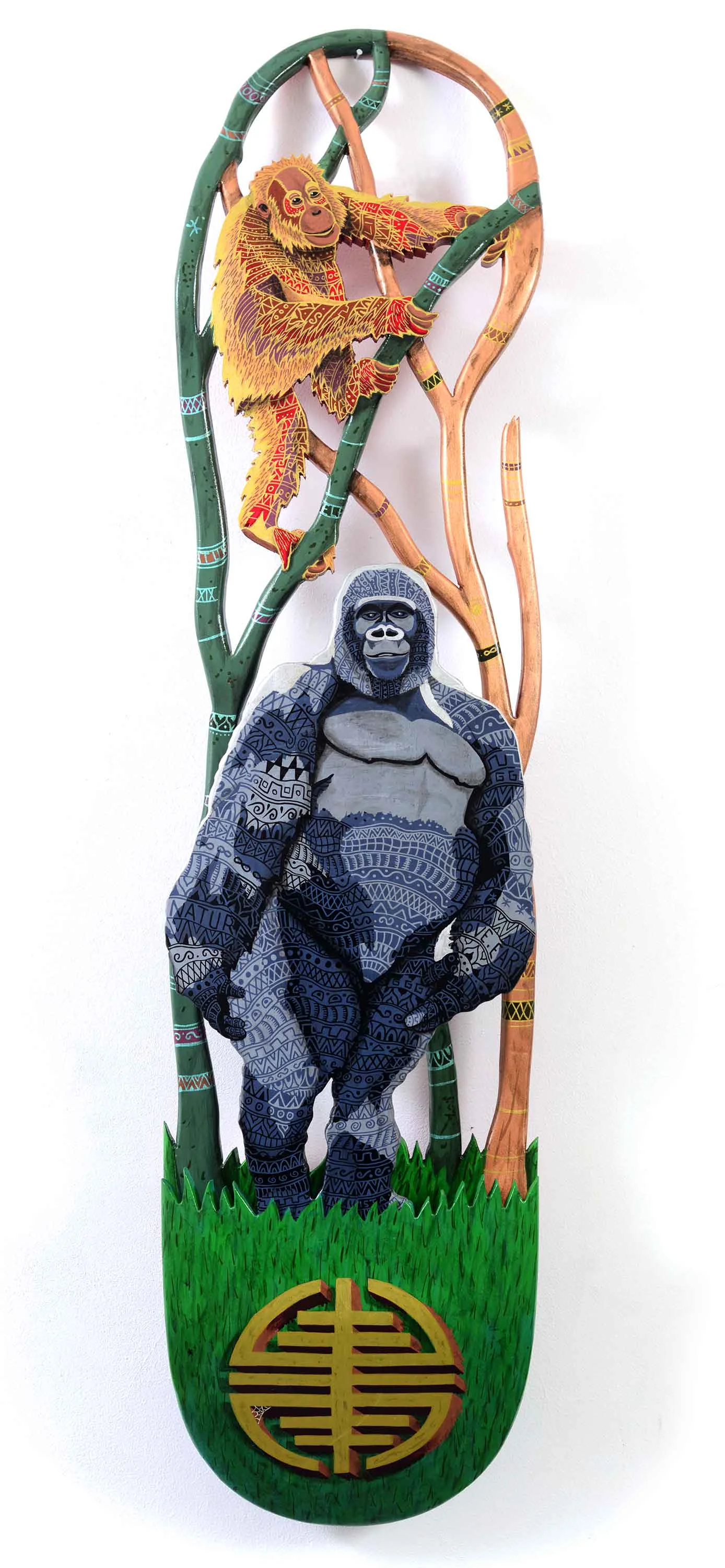  Monkey Life  Acrylic painting and poscas on 2 skateboards.  21X85 cm. 01/2019 OUT 