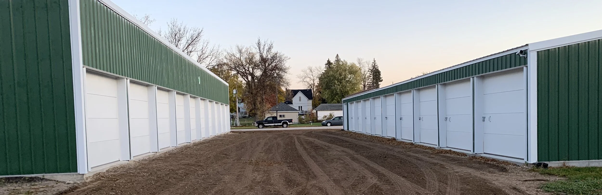 Stow Away Self Storage Dandk Organizer