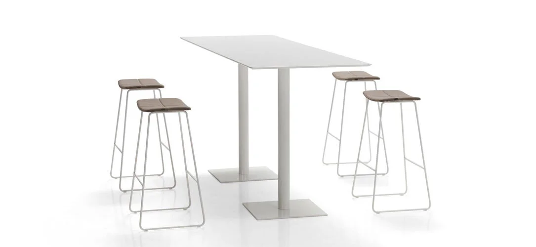 Flat tables Tusch Seating grande image 3.jpg