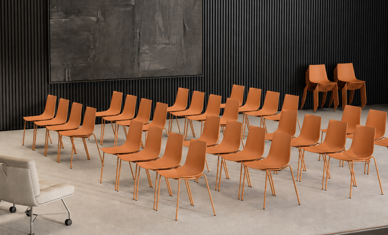 CHAISES EMPILABLES