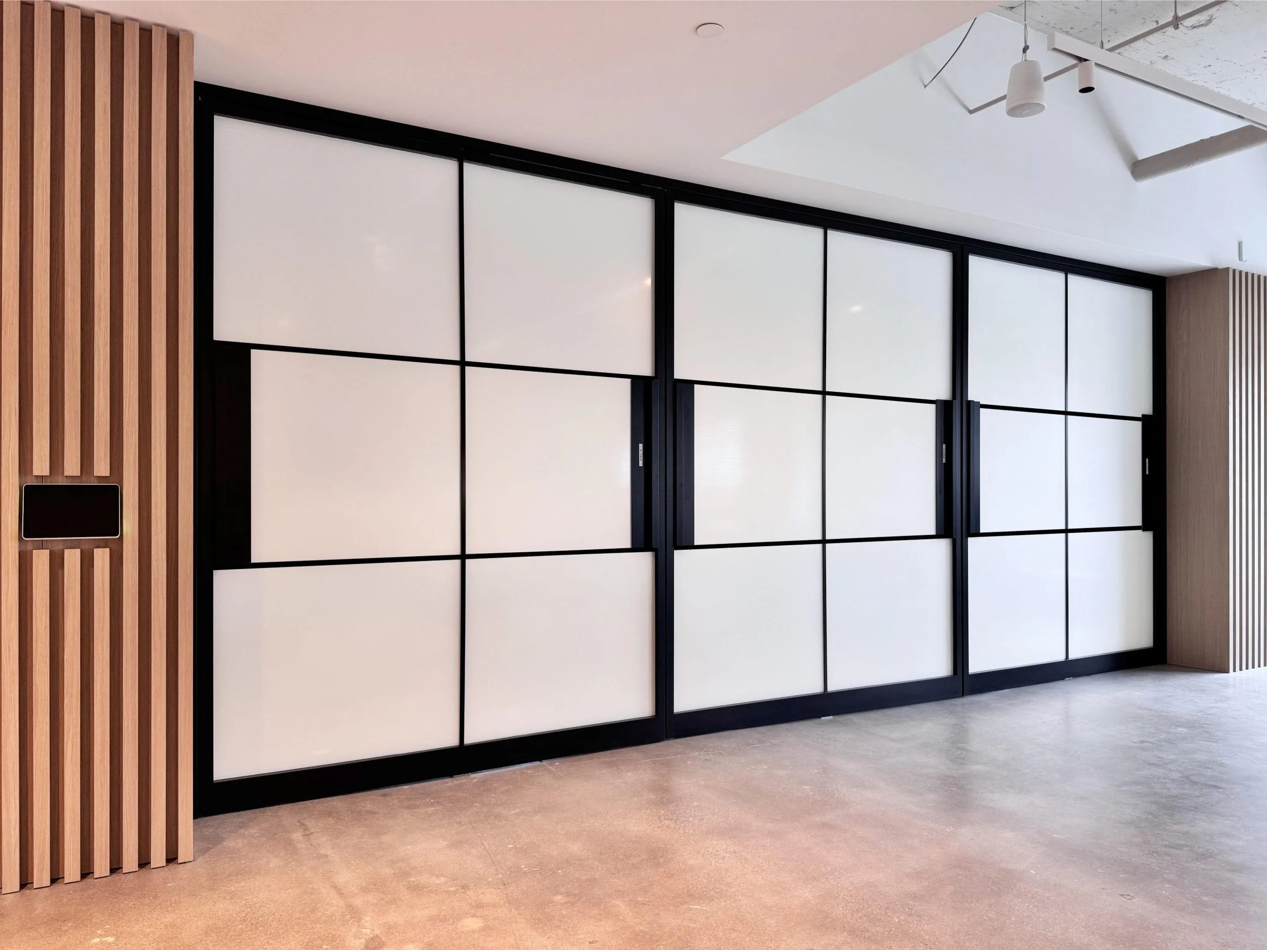 Bridgewall Custom Solutions B02.jpg