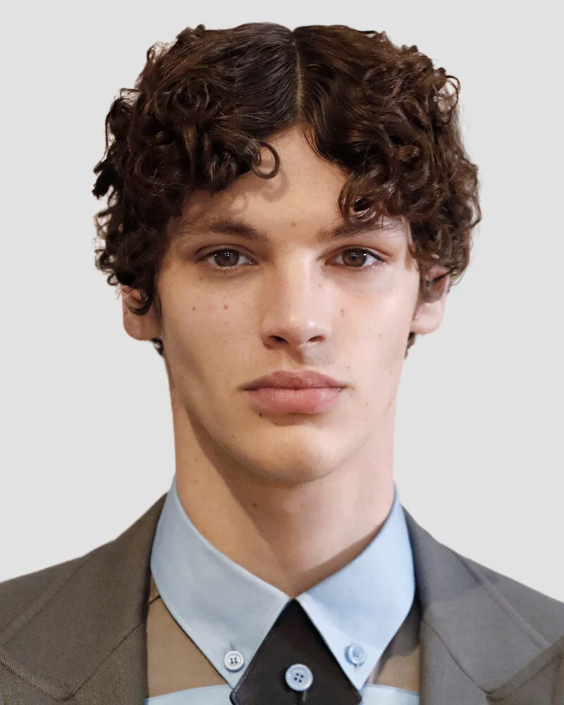 Alvaro-for-the-Burberry-Autumn_Winter-2021-Menswear-Presentation.jpg