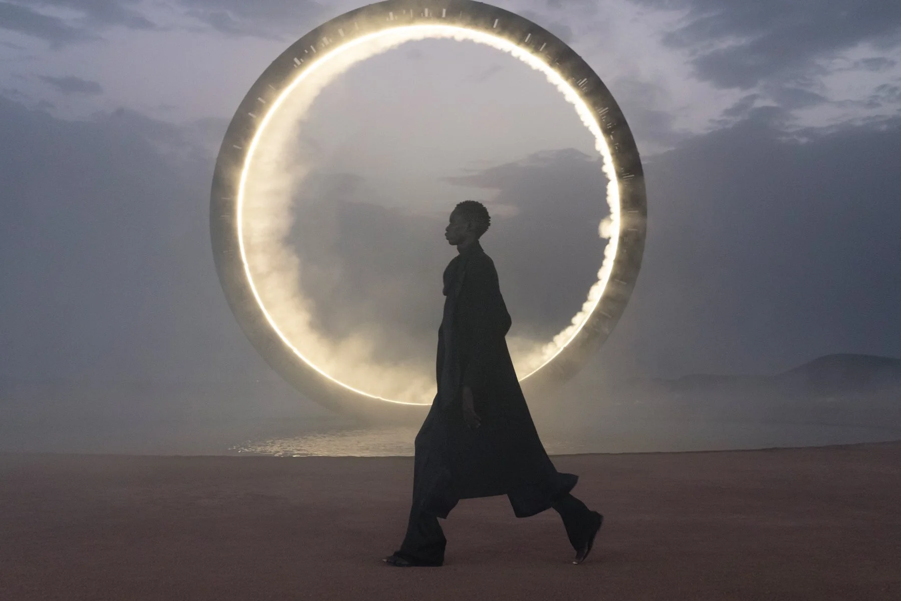 SL_MEN_SS23_ATMOSPHERE_HR_4.jpg