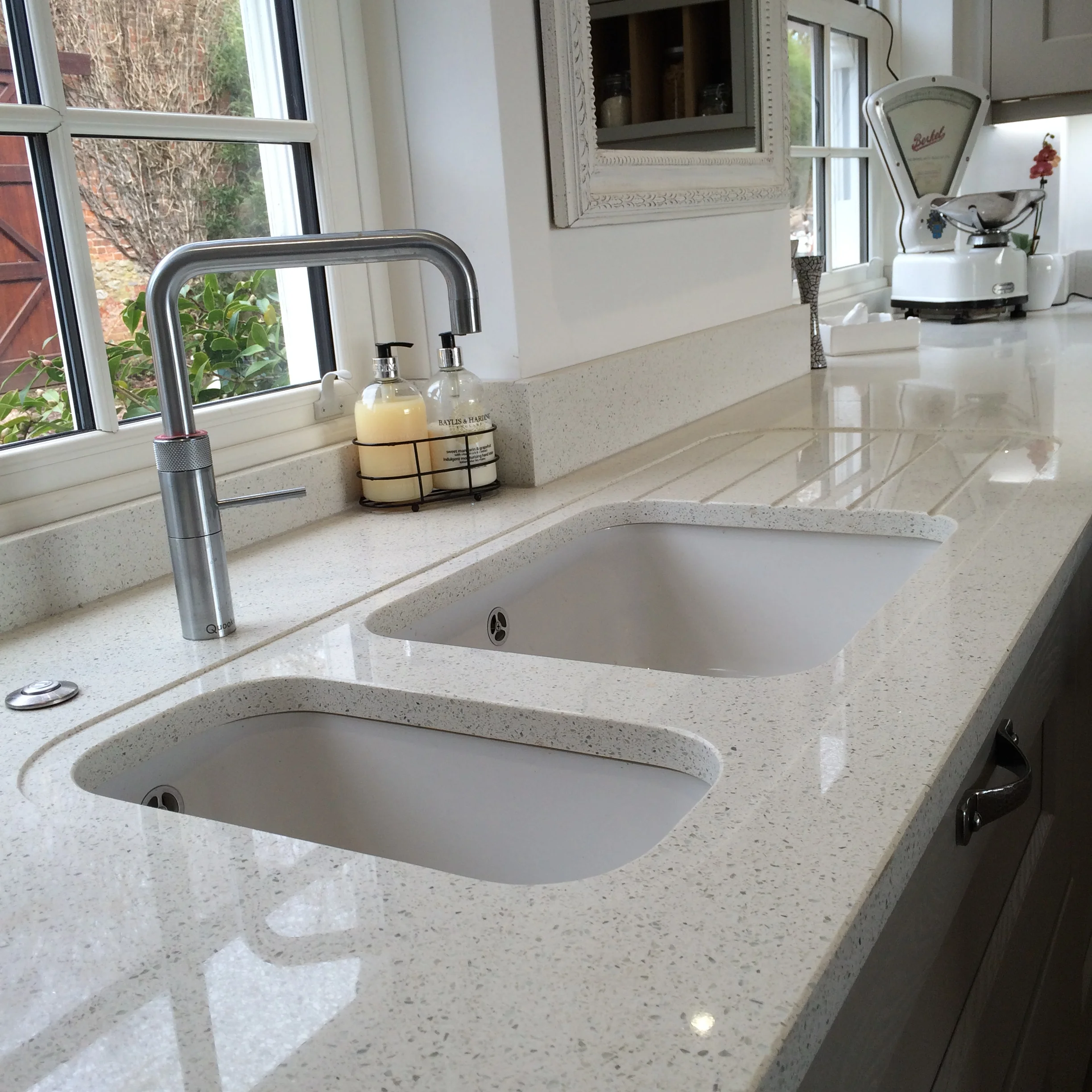 Exmouth fitted quartz sink drainer recess.jpg