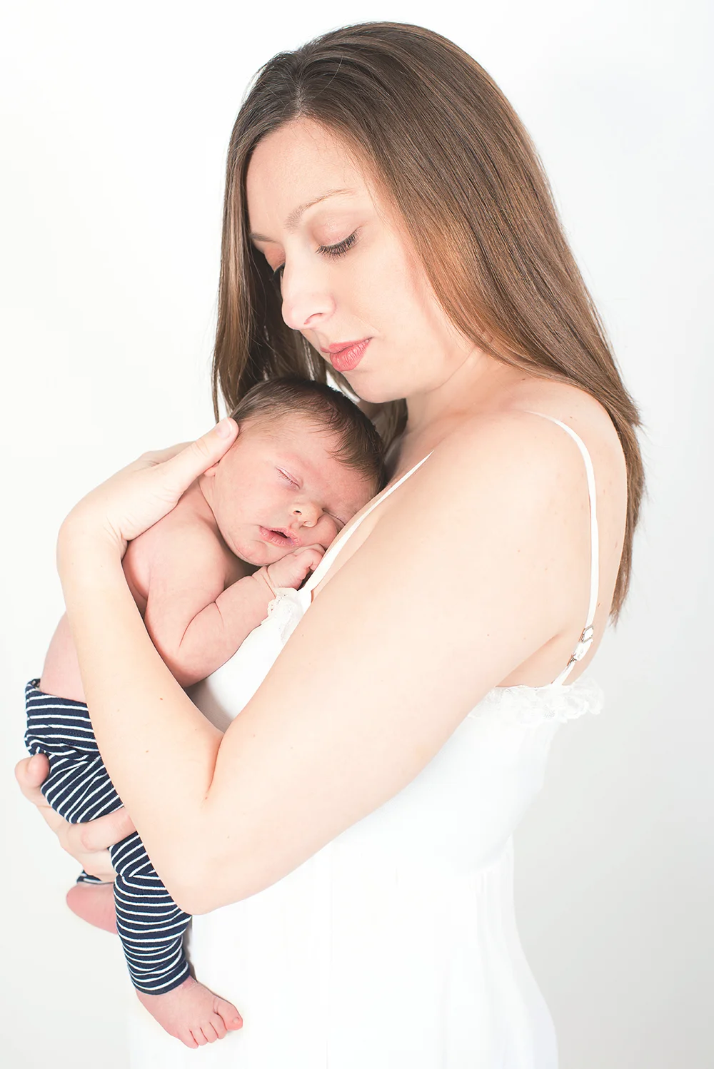 momholding-8413.jpg