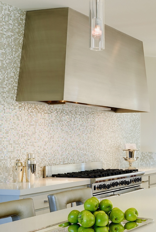 Special ingredient: Custom stainless hood with a high capacity plate and food warmer. 