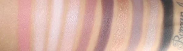 Pink Edge - Blush, highlight, look 1 and look 2