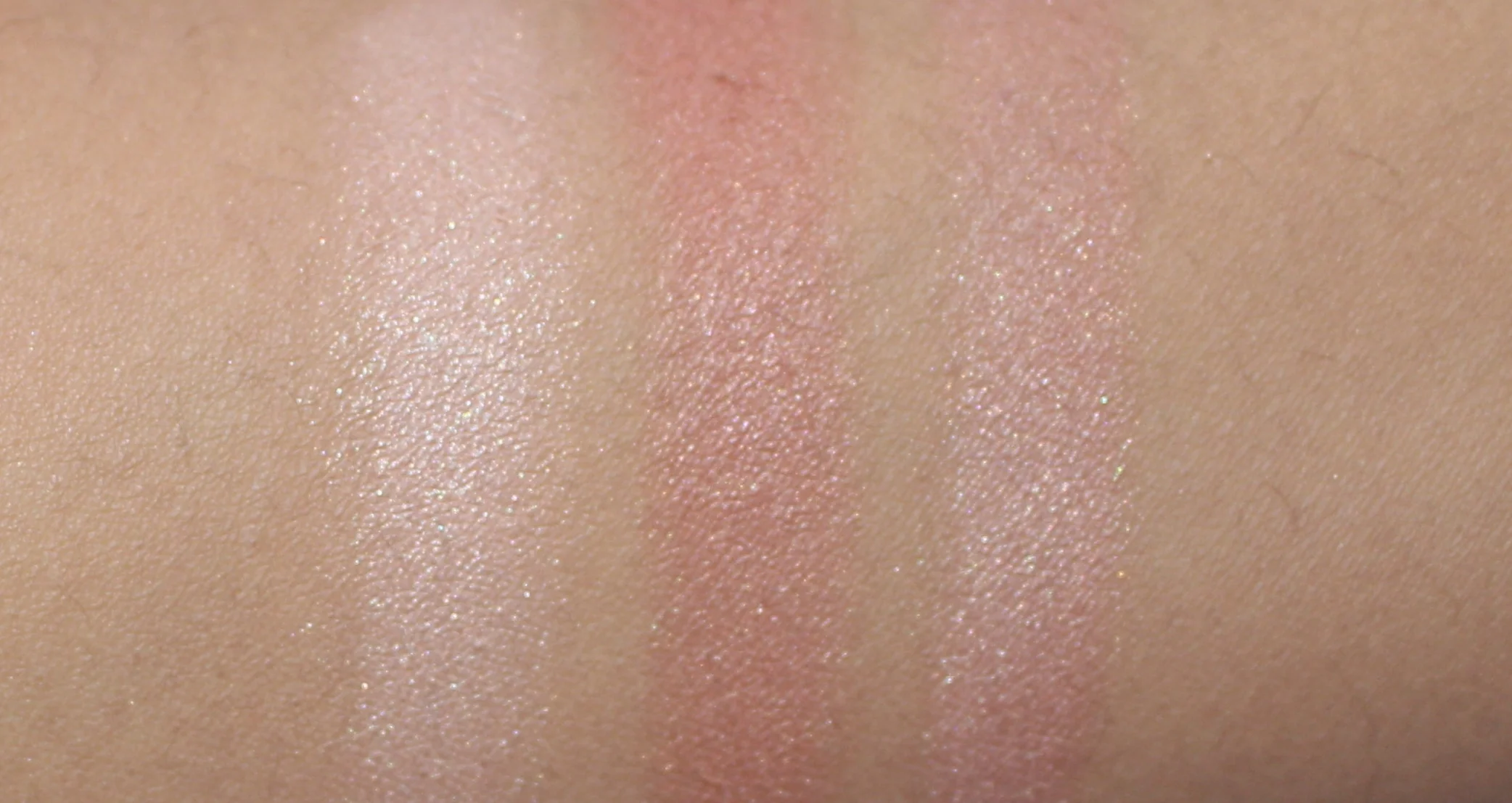 L-R: Inner highlighter, outer blush shade and the two combined