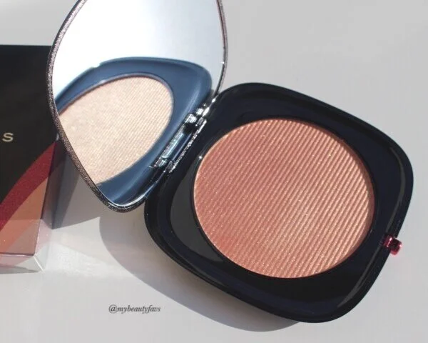 marc jacobs all over foil luminizer