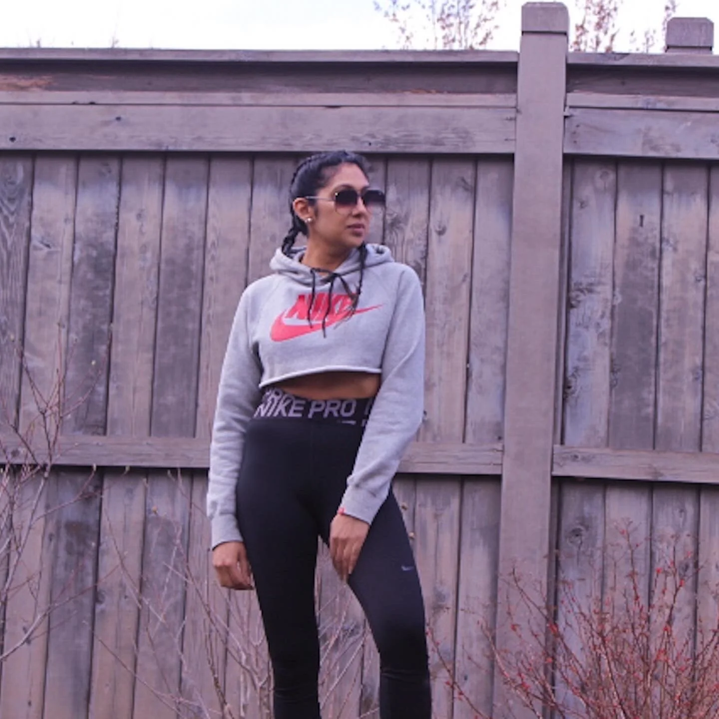 Workout OOTD - Nike Cropped Hoodie and Pro Tights