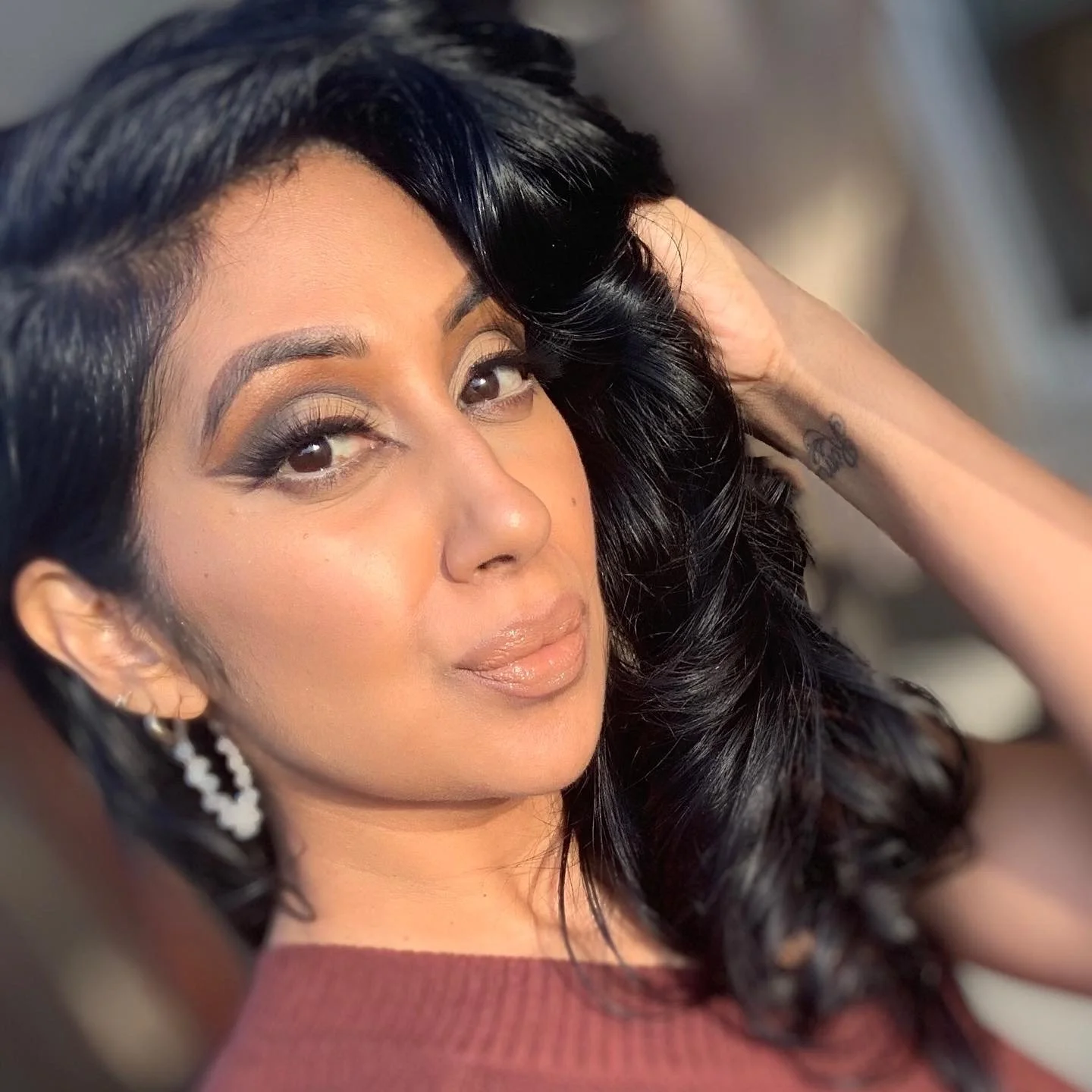 Brown Cut Crease Foxy Eye Look