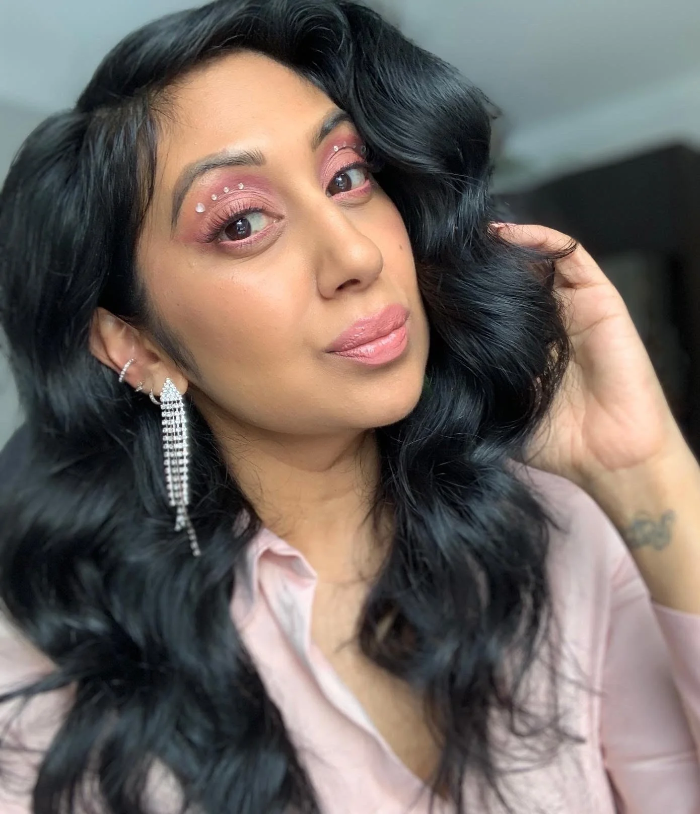 Valentine's Day Soft Glam Pink Makeup Look