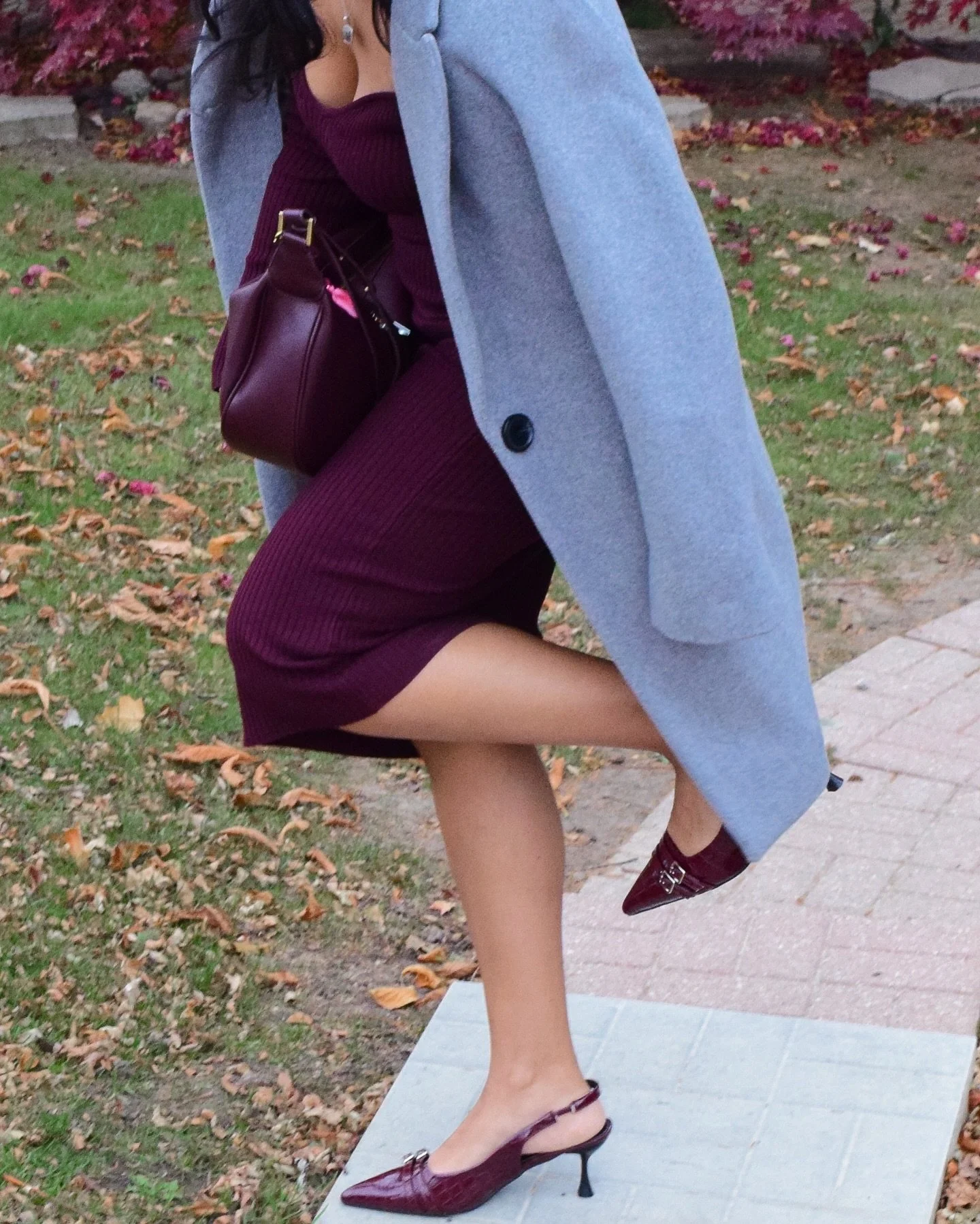 Burgundy love! 🍇🩶🍇

Burgundy outfit, OOTD, outfit inspo, chic look, simple styling, what to wear, casual style, autumn vibes, comfy &amp; chic, H&amp;M outfit, fall outfits, burgundy and grey outfits, workwear outfits, H&amp;M dress, Zara coat
#bu