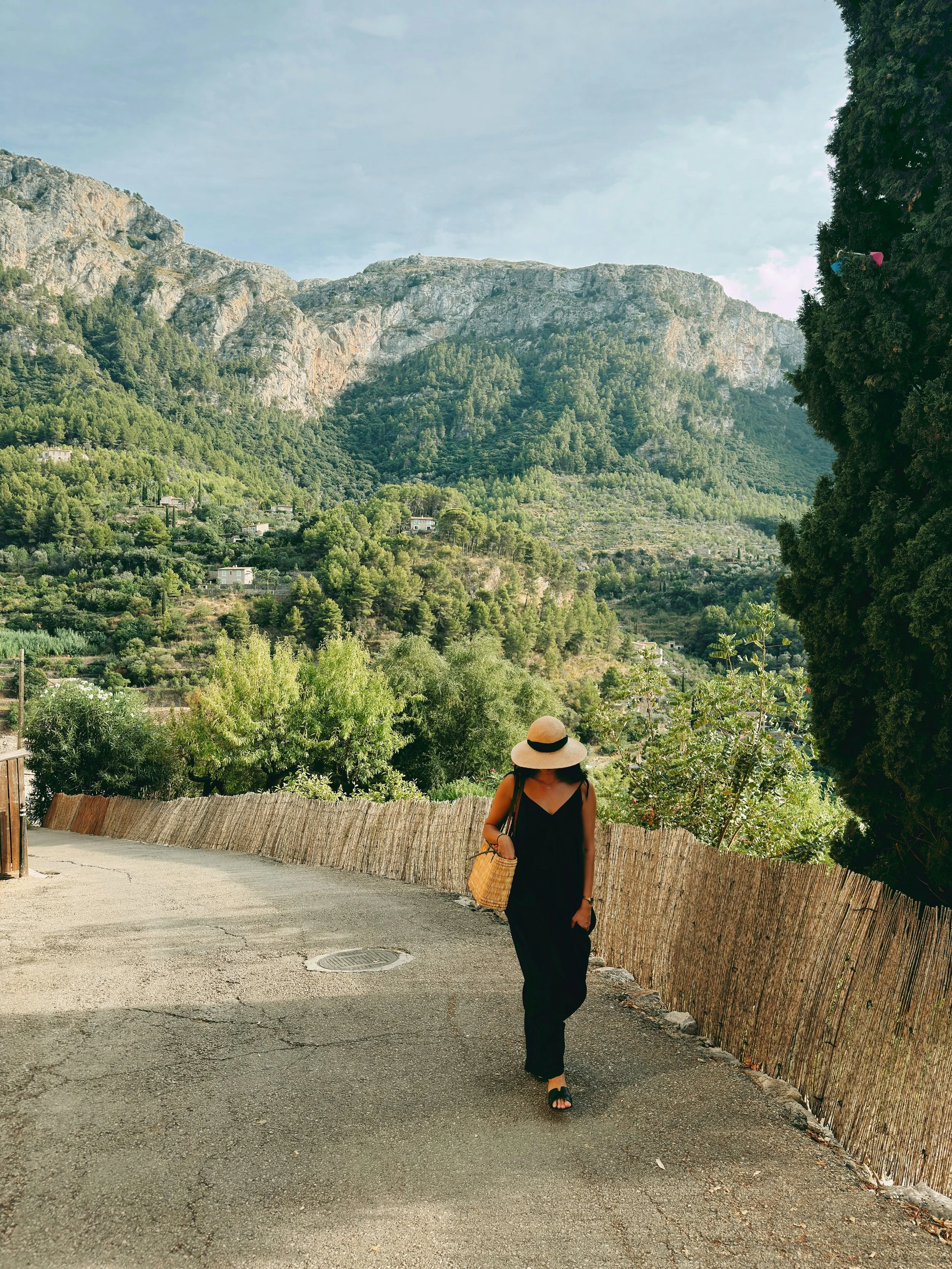 A Good Business is Devoted