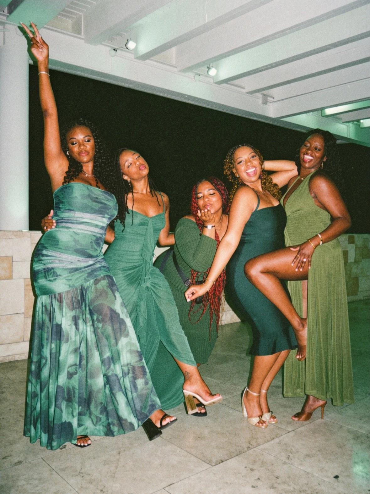 This is what 25 years of friendship looks like! We have literally seen each other grow up. Been through soooo much together and I truly wouldn&rsquo;t change it for the world. My day 1s for real 🥹. 

This is your reminder to celebrate your friendshi