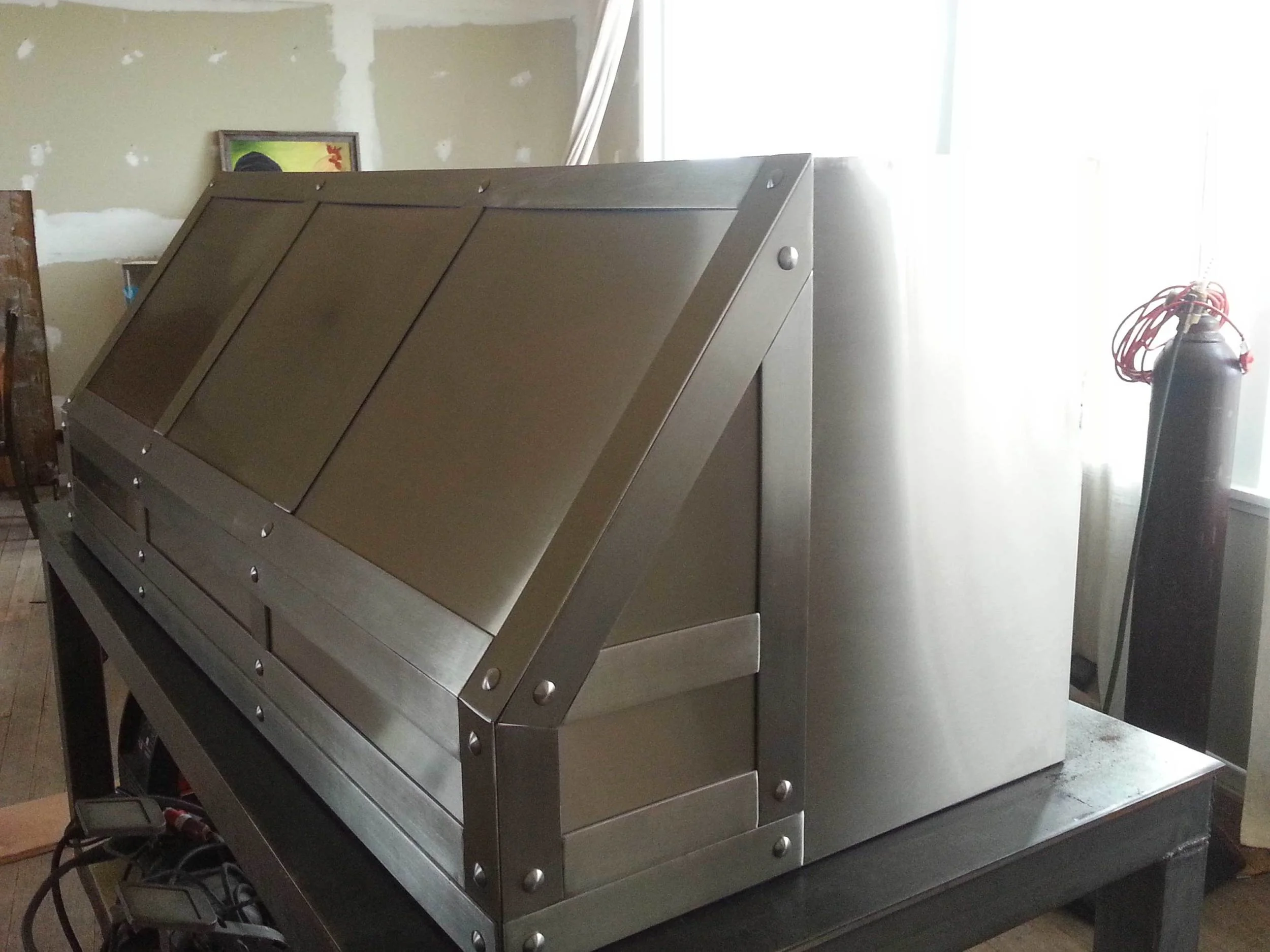 Scarsdale, NY. Stainless hood. (2 of 3)