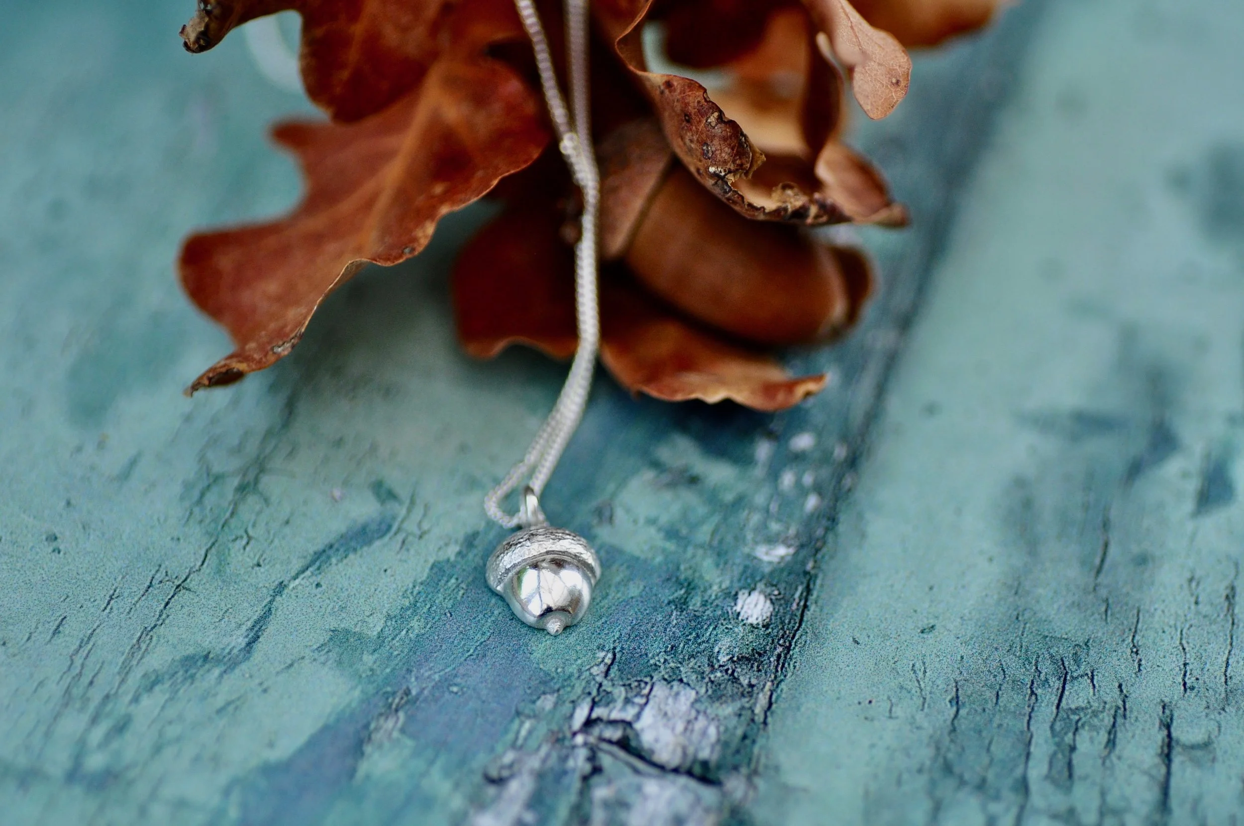 Acorn necklace 3.jpg