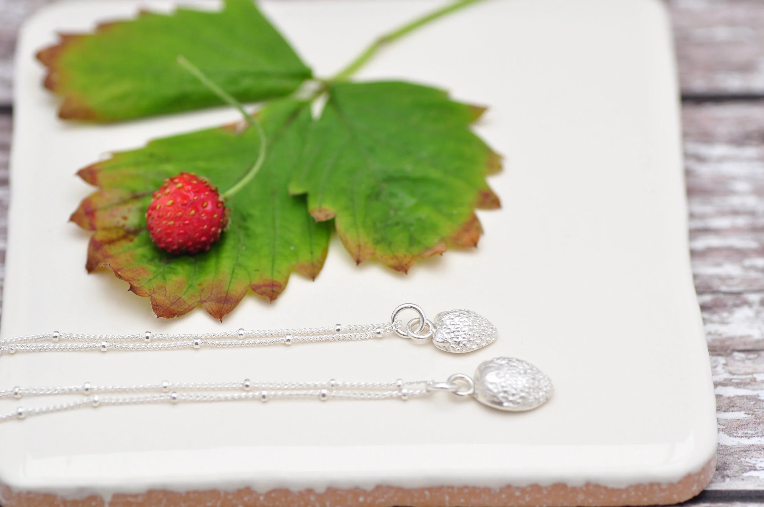 Small and large strawberry 2.jpg