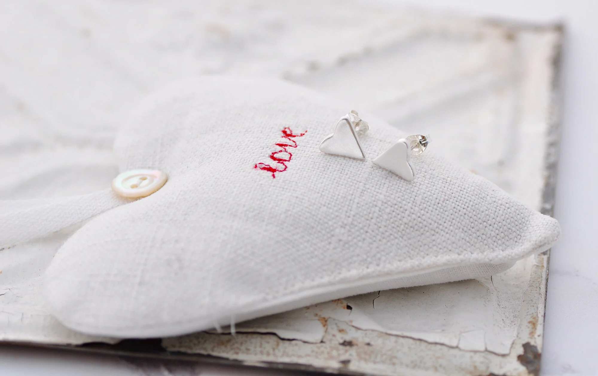 Elongated hearts 4.2000.jpg