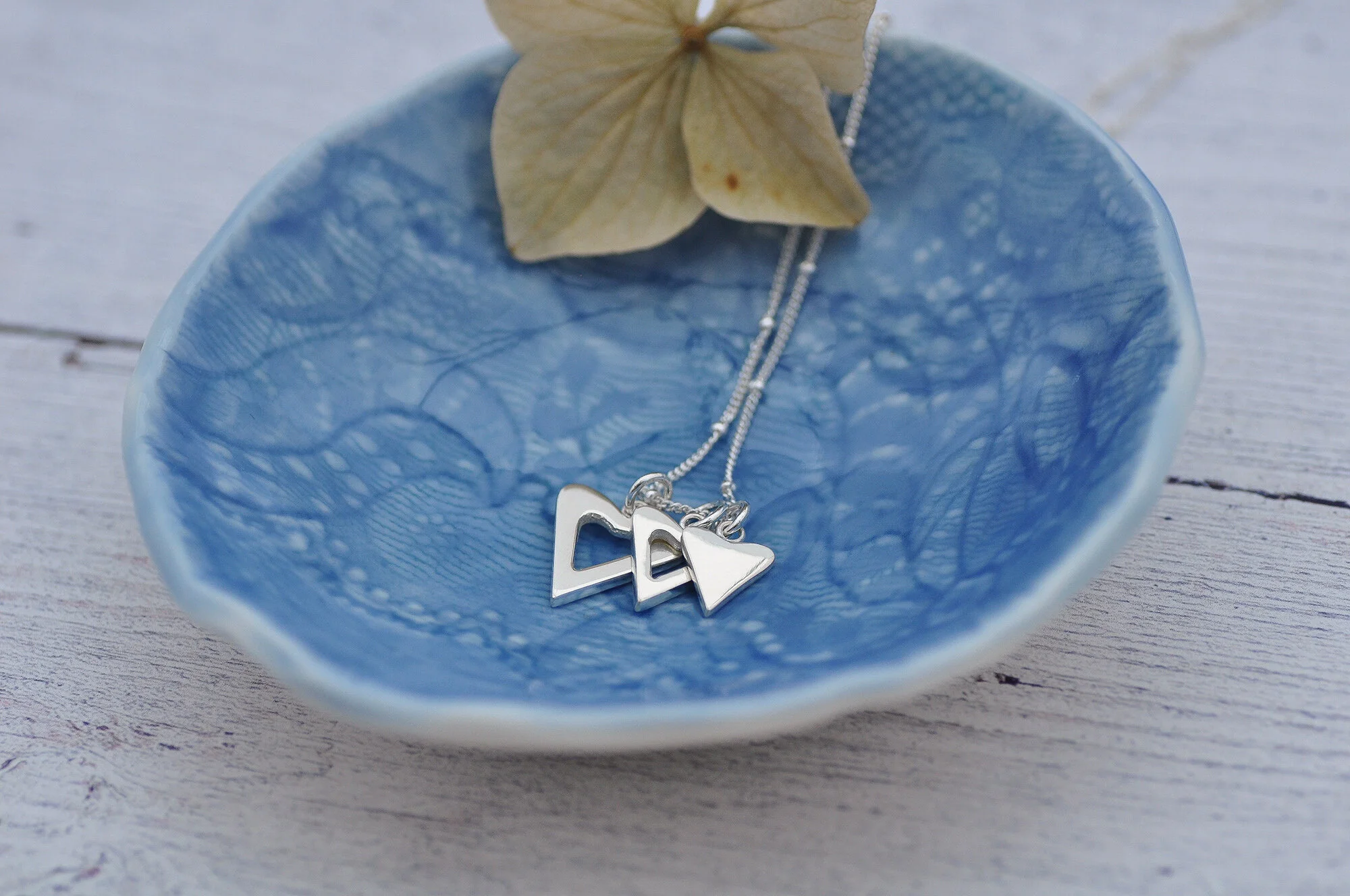 Trio necklace.2.2000.jpg