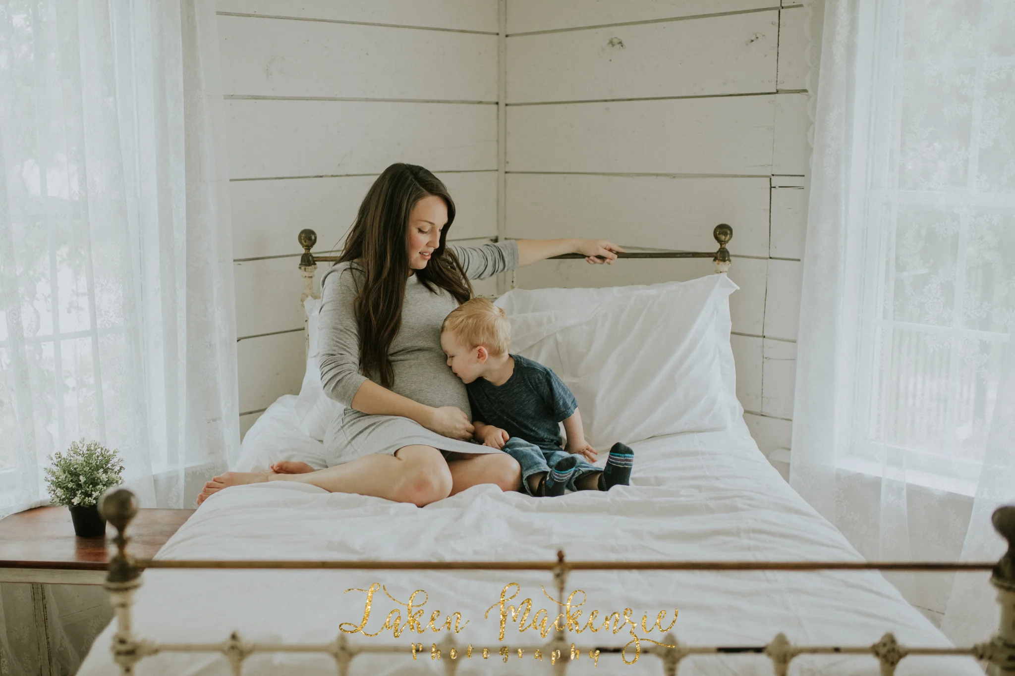 Dallas Fort Worth Lifestyle Maternity Photographer