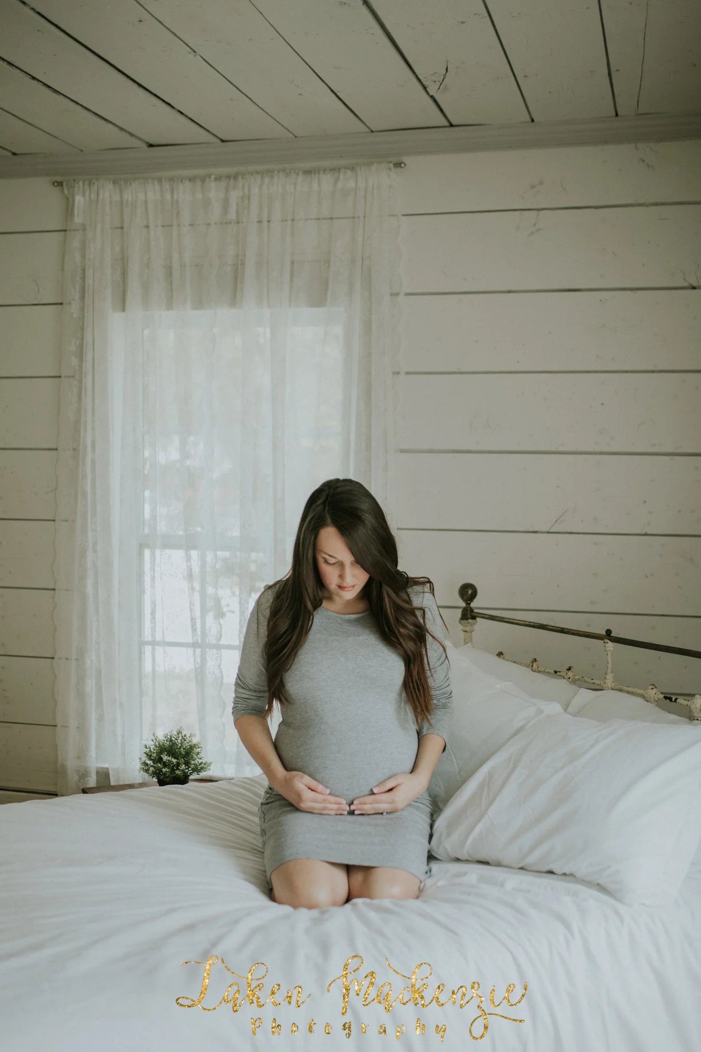 Dallas Fort Worth Lifestyle Maternity Photographer