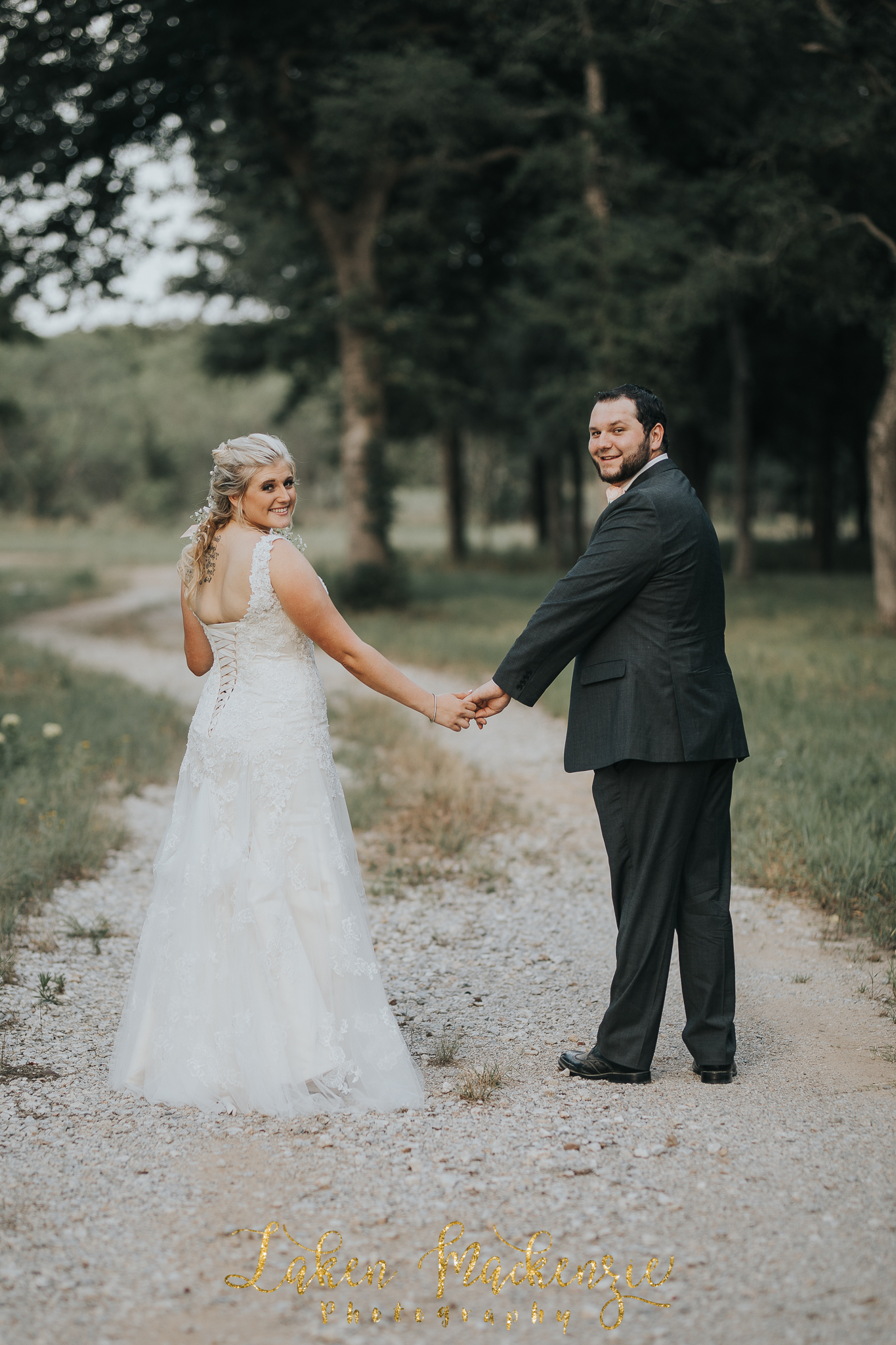 Mr + Mrs Smith // Dallas Fort Worth Wedding Photographer