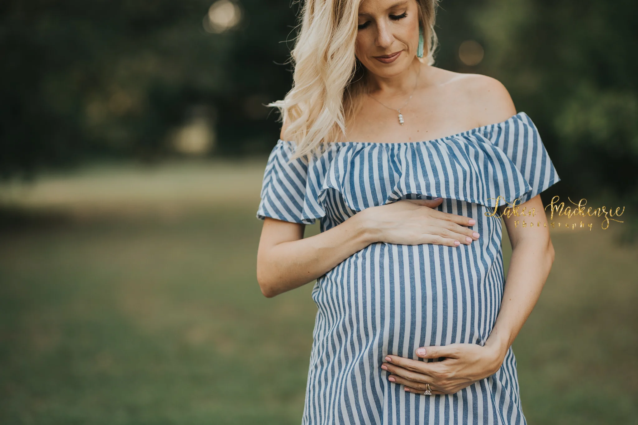 Dallas Fort Worth Maternity Photographer.jpg