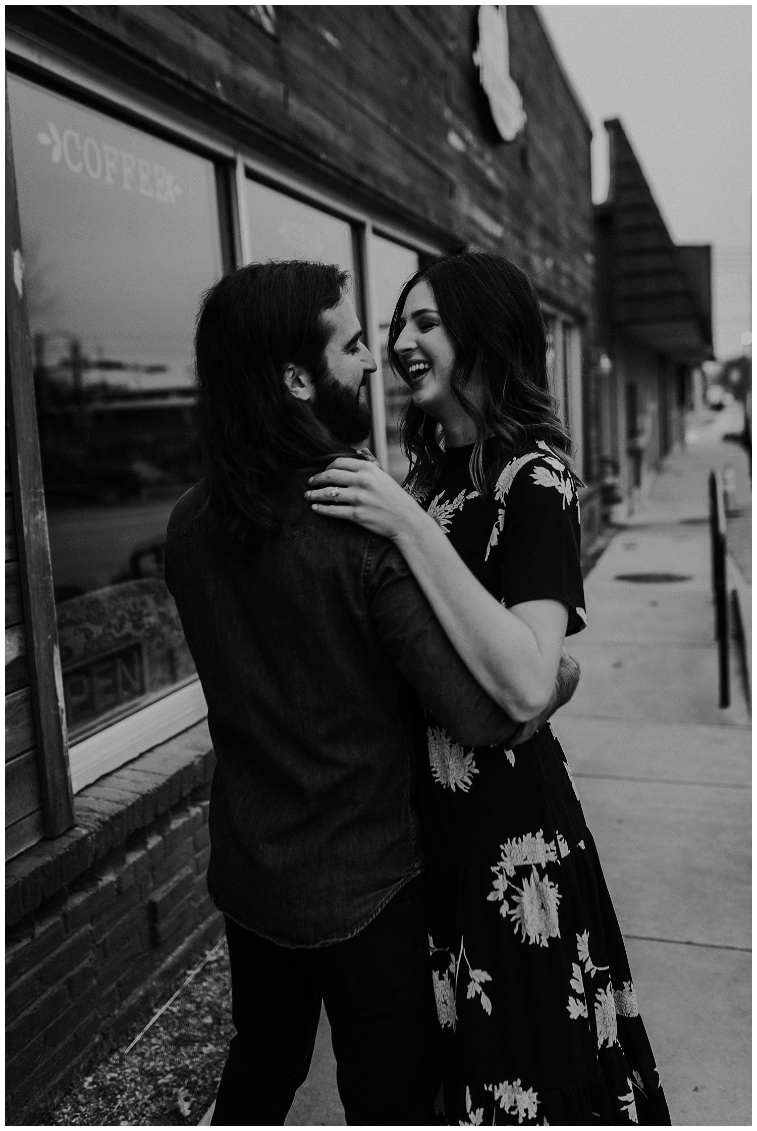 Laken-Mackenzie-Photography-ErinAndColin-Downtown-Denton-Engagement-Session-Dallas-Fort-Worth-Engagment-Photographer02.jpg